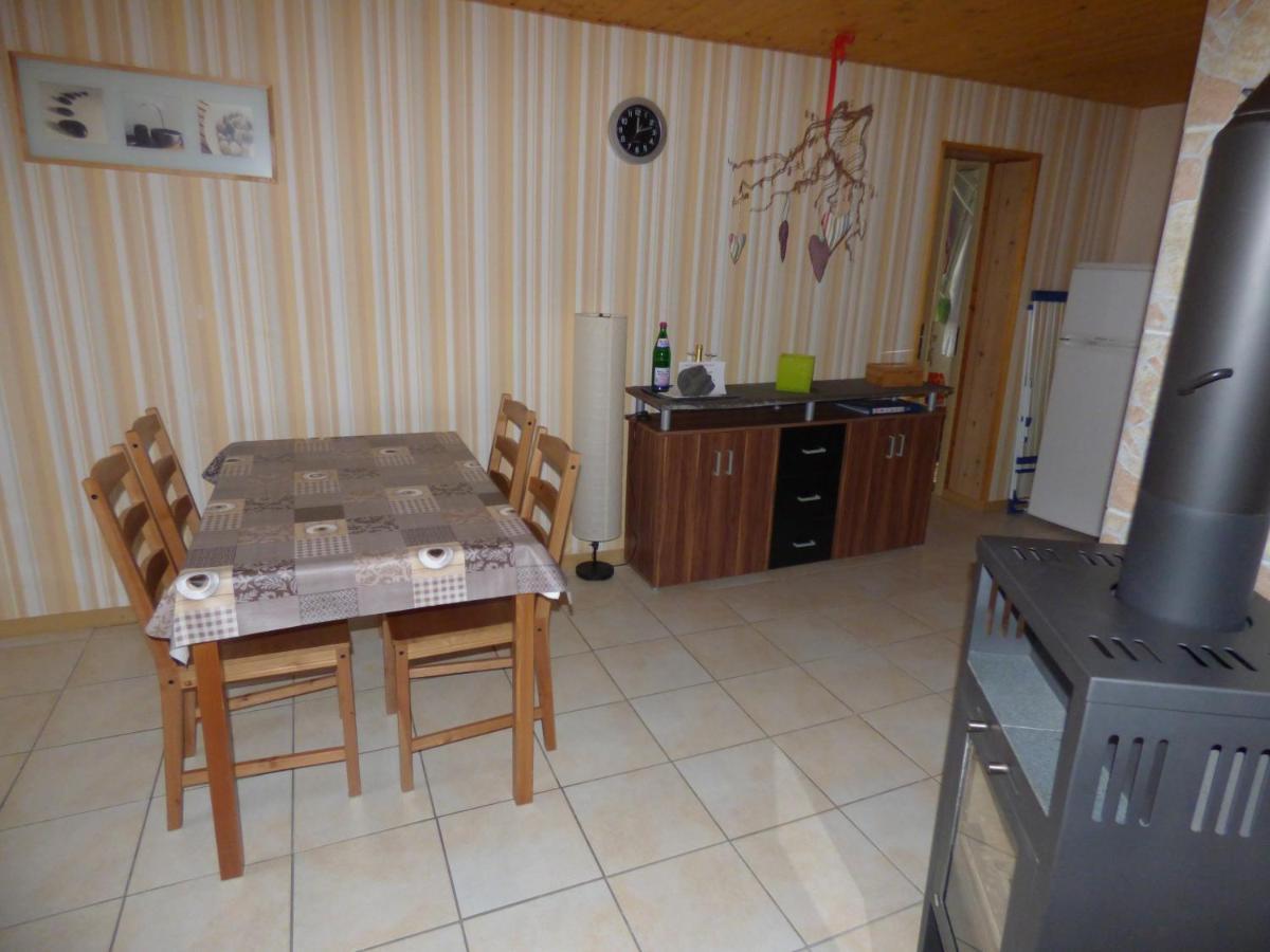 Ferienwohnung Dasch, Bei Idar-Oberstein Im Nationalpark Hunsrueck-Hochwald Siesbach Eksteriør billede