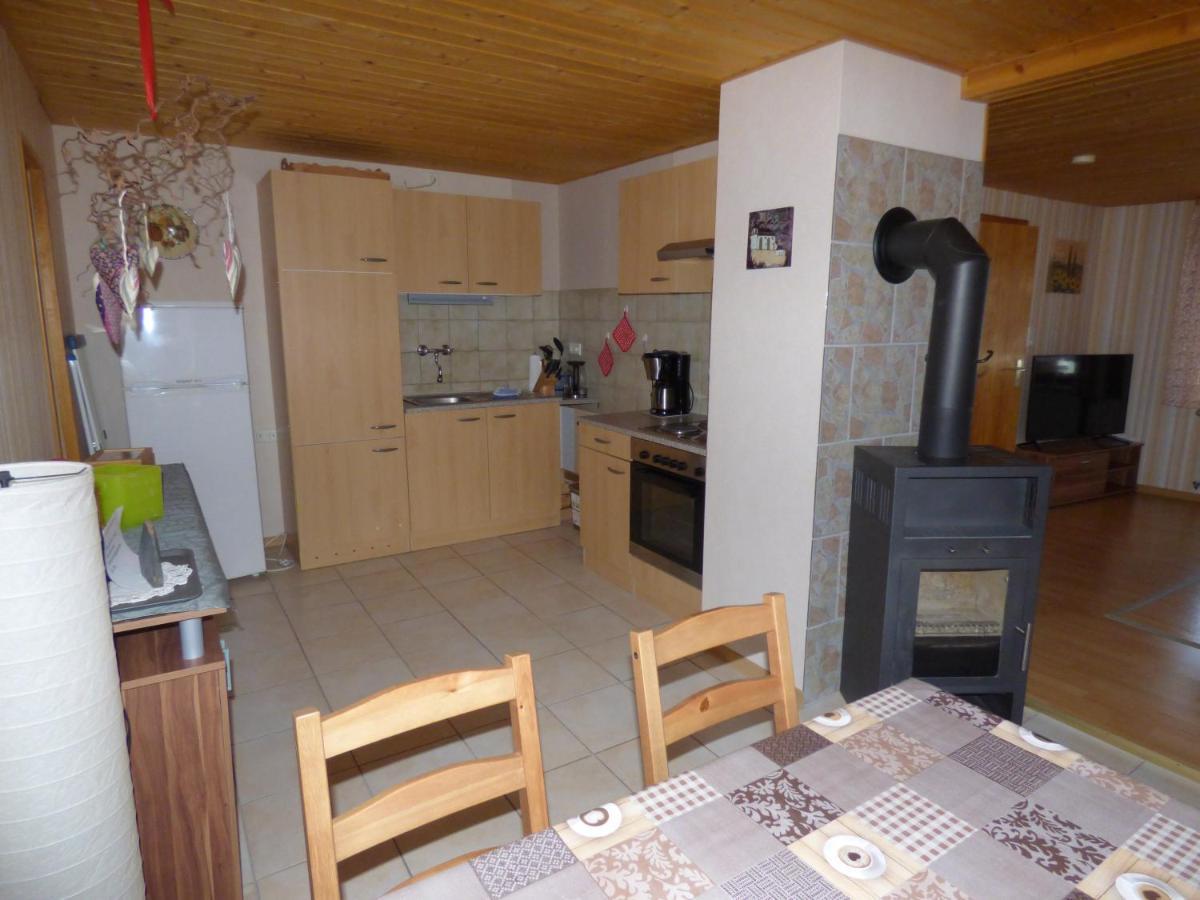 Ferienwohnung Dasch, Bei Idar-Oberstein Im Nationalpark Hunsrueck-Hochwald Siesbach Eksteriør billede